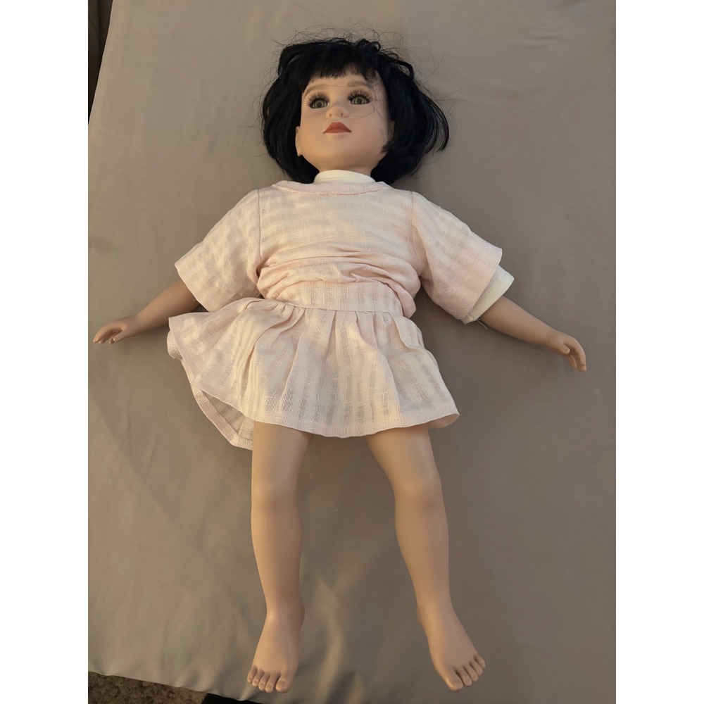 Vintage 1999 My Twinn Doll Black Hair Hazel Eyes Pink Dress 23 Inch Posable